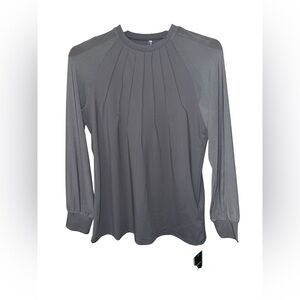 NWT Halara Gray Pleated Front Long Sleeve Top Women’s M  Athleisure